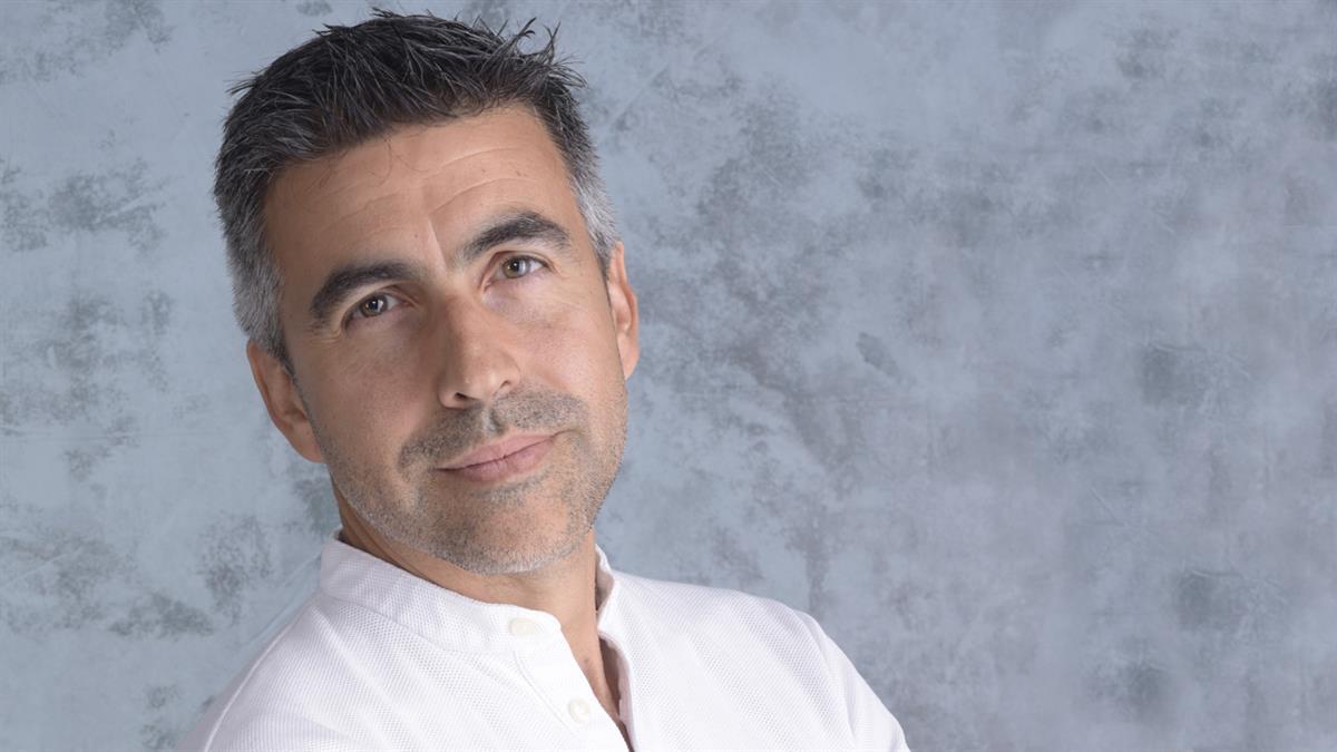 El cantante alcalaíno nos hará vivir las emociones más humanas con la presentación de su segundo álbum