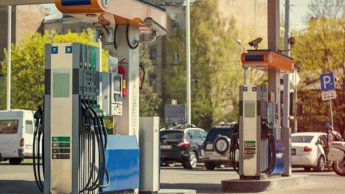 La gasolina alcanza su precio más alto desde octubre de 2014
