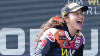 Firmará autógrafos y hablará desde el balcón del ayuntamiento