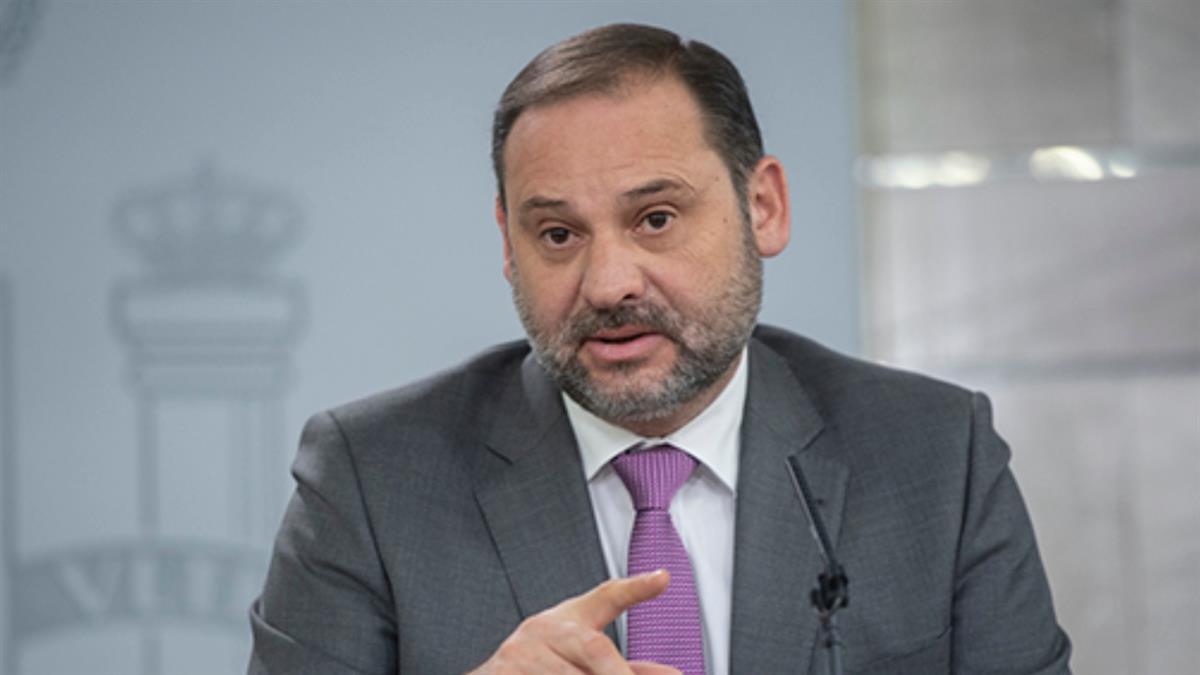 El juez instructor hará una vistilla para dilucidar si envía al ex ministro a prisión