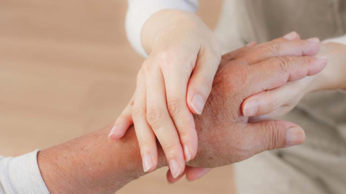 La Comunidad ha contabilizado 166 positivos por Covid-19 entre los internos y 56 entre los trabajadores