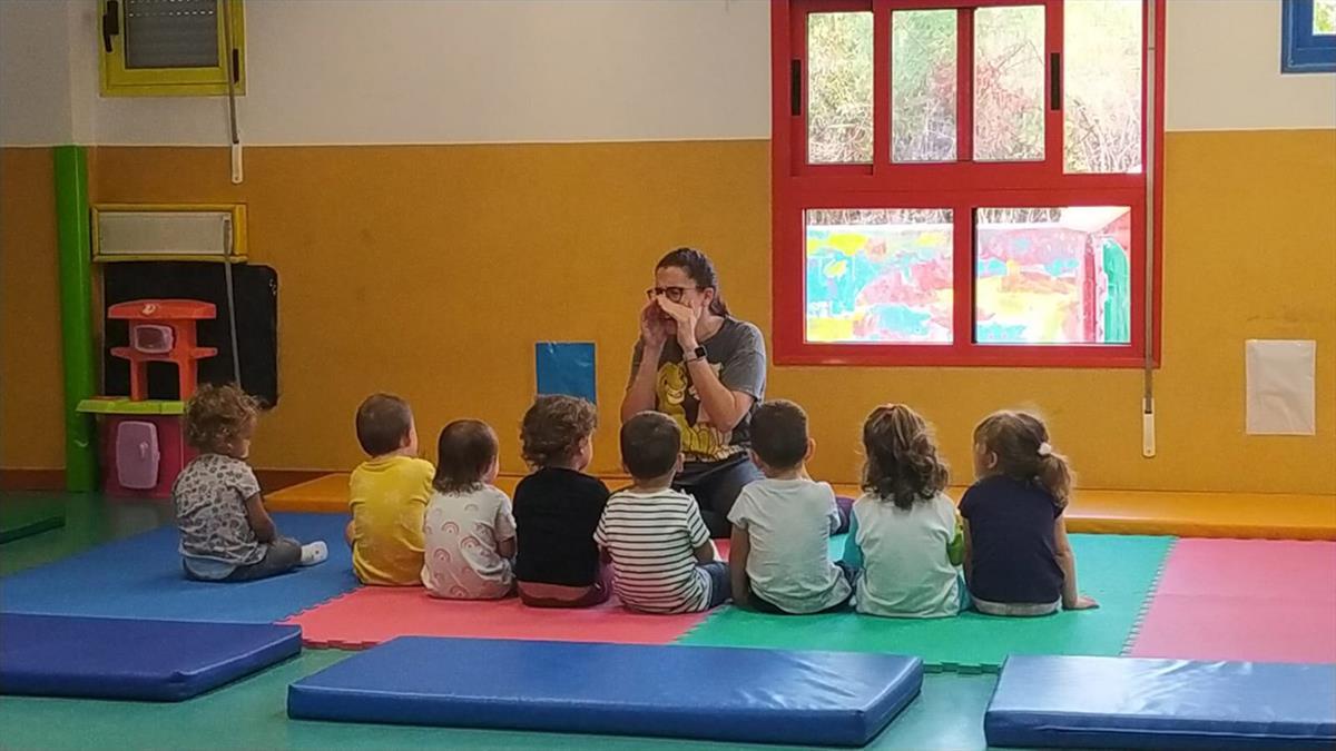 Se realizan tres talleres alrededor de los cuentos