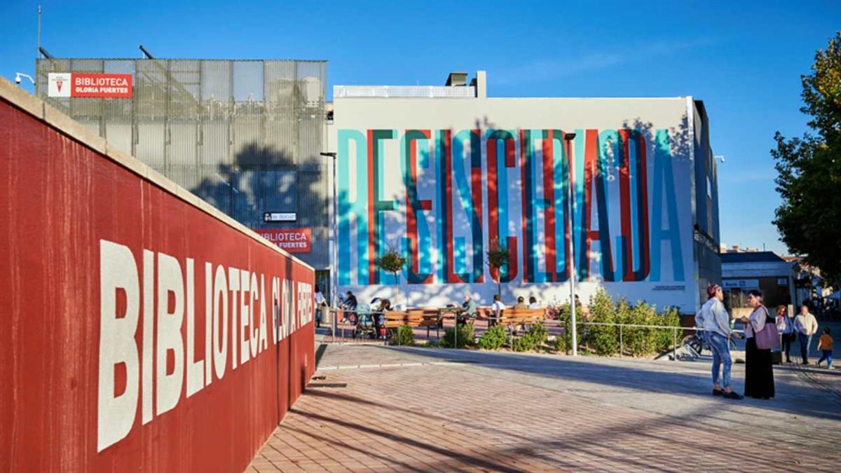 La biblioteca Gloria Fuertes diseña un programa especial sobre TIC 