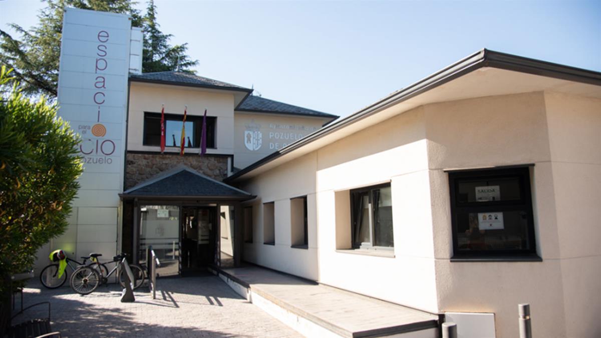 El Ayuntamiento oferta talleres de pintura para niños y jóvenes con discapacidad