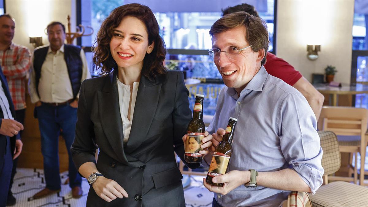 Ambos candidatos han estado en el distrito escuchando las sugerencias y propuestas de los vecinos
