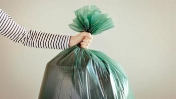 Los socialistas afirman que la falta de medios para reciclar hace que los vecinos tengan que pagar más