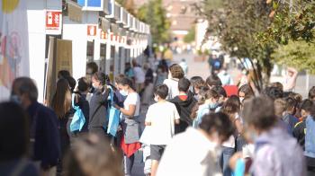 Con numerosas actividades en torno a la lectura, conciertos, títeres