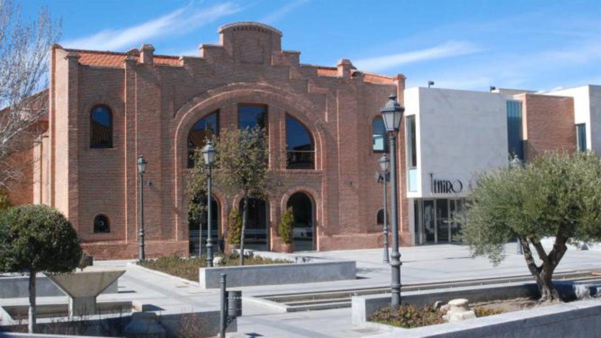 Obras como "Picaros o "Mi pequeño Samurai" estarán presente en el Teatro Centro