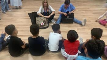 El objetivo ha sido trasladar a los niños un mensaje a favor del reciclaje 