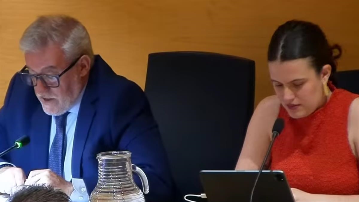 El PSOE exige al alcalde prioridad en la climatización de los centros educativos públicos de la localidad 