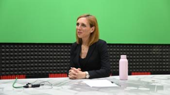 La alcaldesa critica el abandono institucional y la desprotección de las víctimas de agresión sexual 