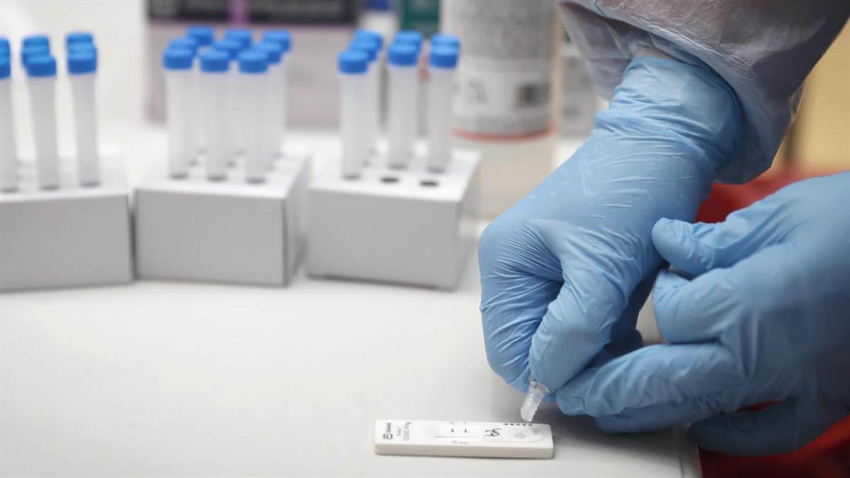 Exclusivamente para quienes presenten síntomas compatibles con Covid-19