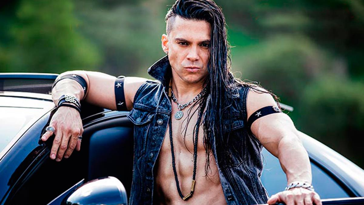 El vocalista de Saratoga ofrecerá un directo el próximo 20 de junio