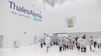 Con una sala blanca de más de 600 m2, la empresa tricantina ensamblará los módulos de comunicaciones del nuevo programa español de satélites ‘Spain NG’ 
