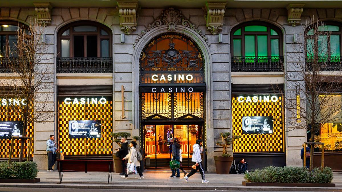 El operador 888poker se distingue por traer a jugadores de todo el mundo la mejor experiencia en póker, ya sea en salas en vivo como en mesas virtuales online