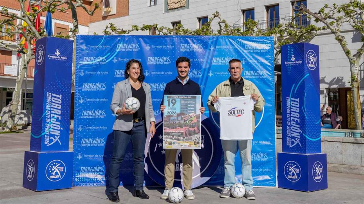 La Plaza Mayor acoge el torneo gratuito de fútbol “3x3 Golea”