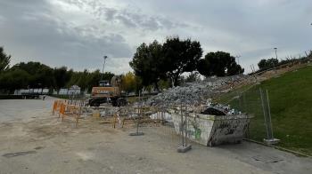 Podemos Torrejón critica el derribo del rocódromo del recinto ferial