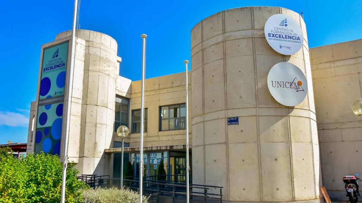 Por su parte, la Escuela Virtual de Formación de Torrejón ha aumentado su oferta hasta 147 cursos online gratuitos