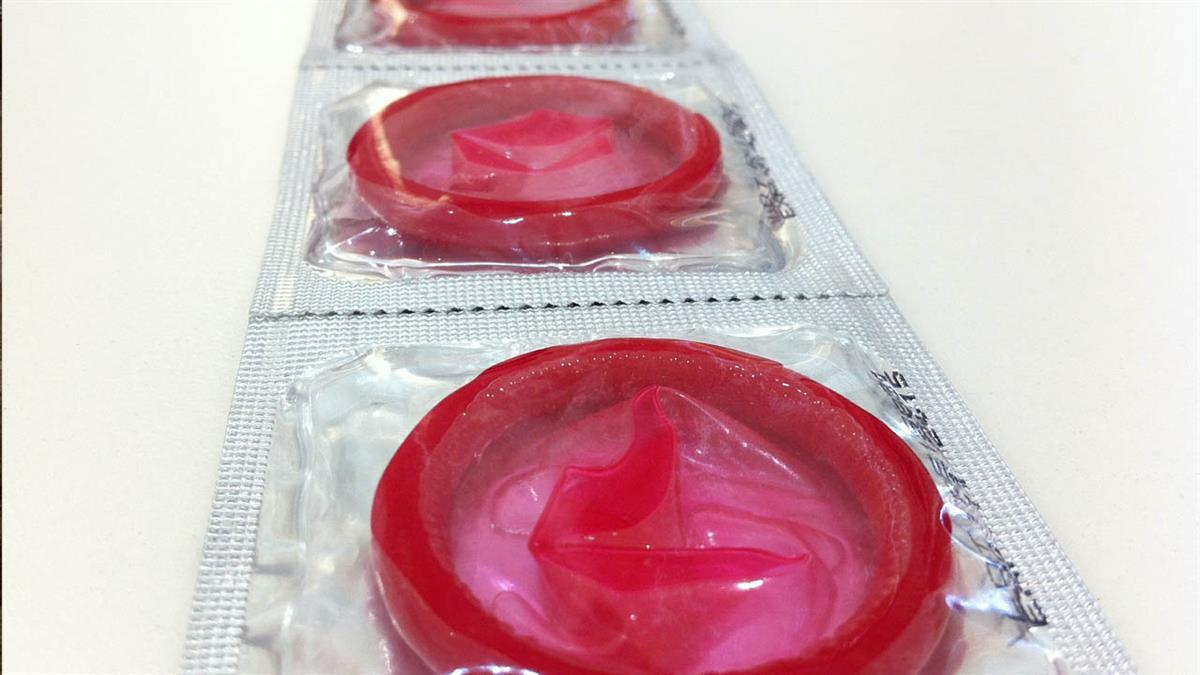 Existe un servicio de pruebas rápidas en el centro de Salud de Fronteras todos lo martes de 10:00 a 13:30 
