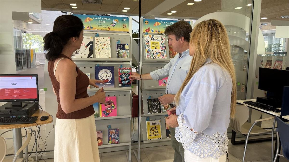 Desde la página web de la red de bibliotecas se ofrecen, de manera mensual, recomendaciones literarias para adultos, adolescentes y niños