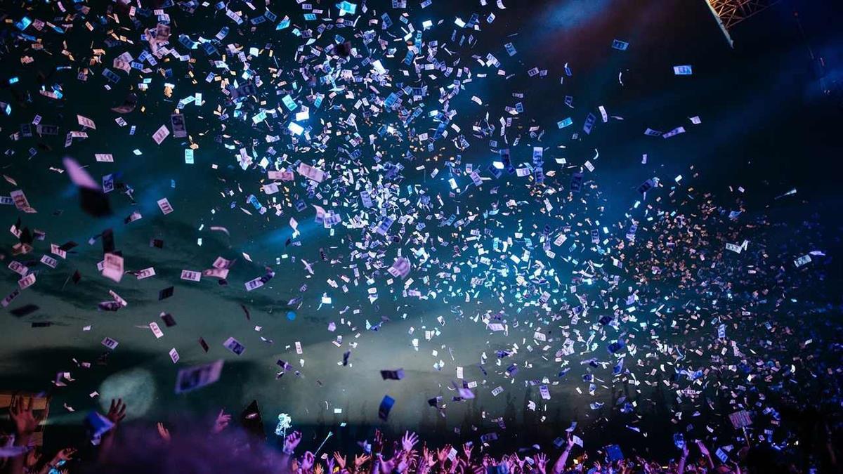 Con encierros infantiles y la procesión del Santo