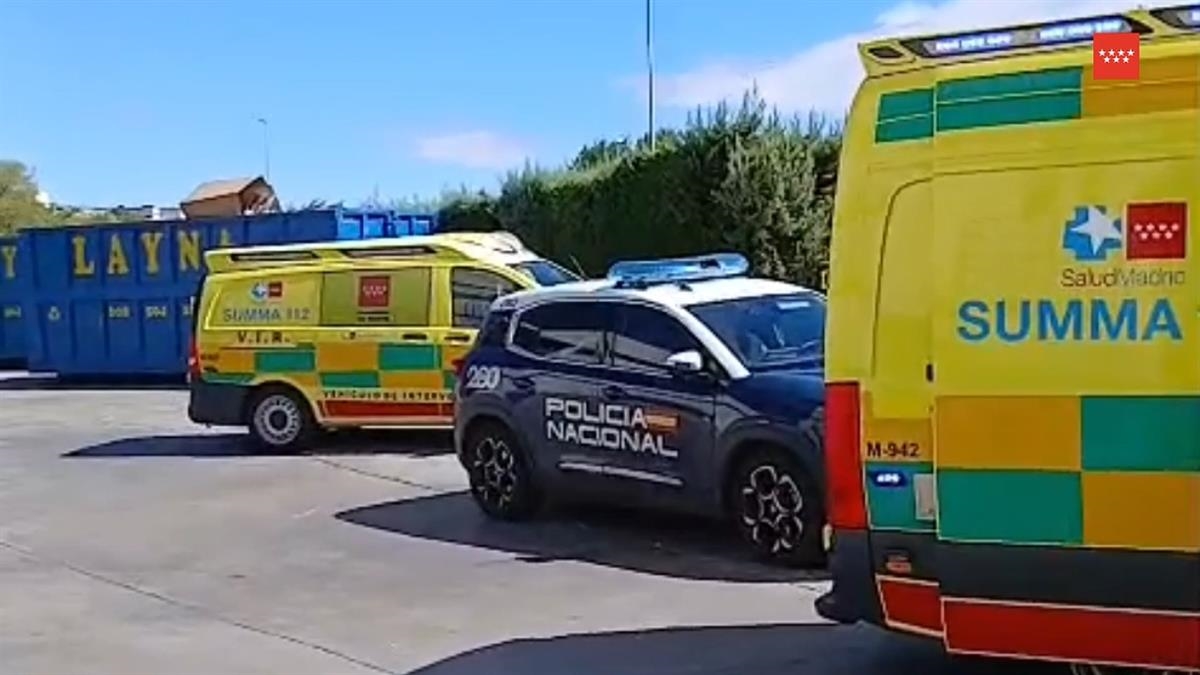 Un hombre de 71 años se precipita desde el tejado de un edificio cuando ejecutaba sus tareas de limpieza