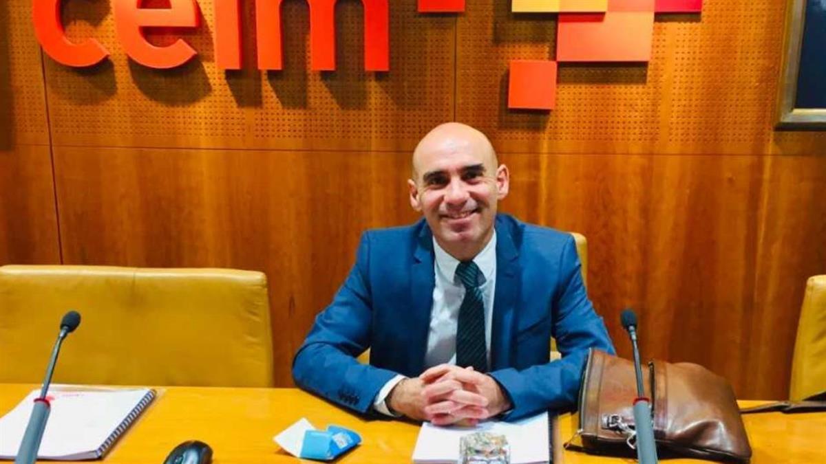 Un profesional del Hospital de Alcalá facilita la transformación hacia un modelo saludable para reducir el absentismo laboral