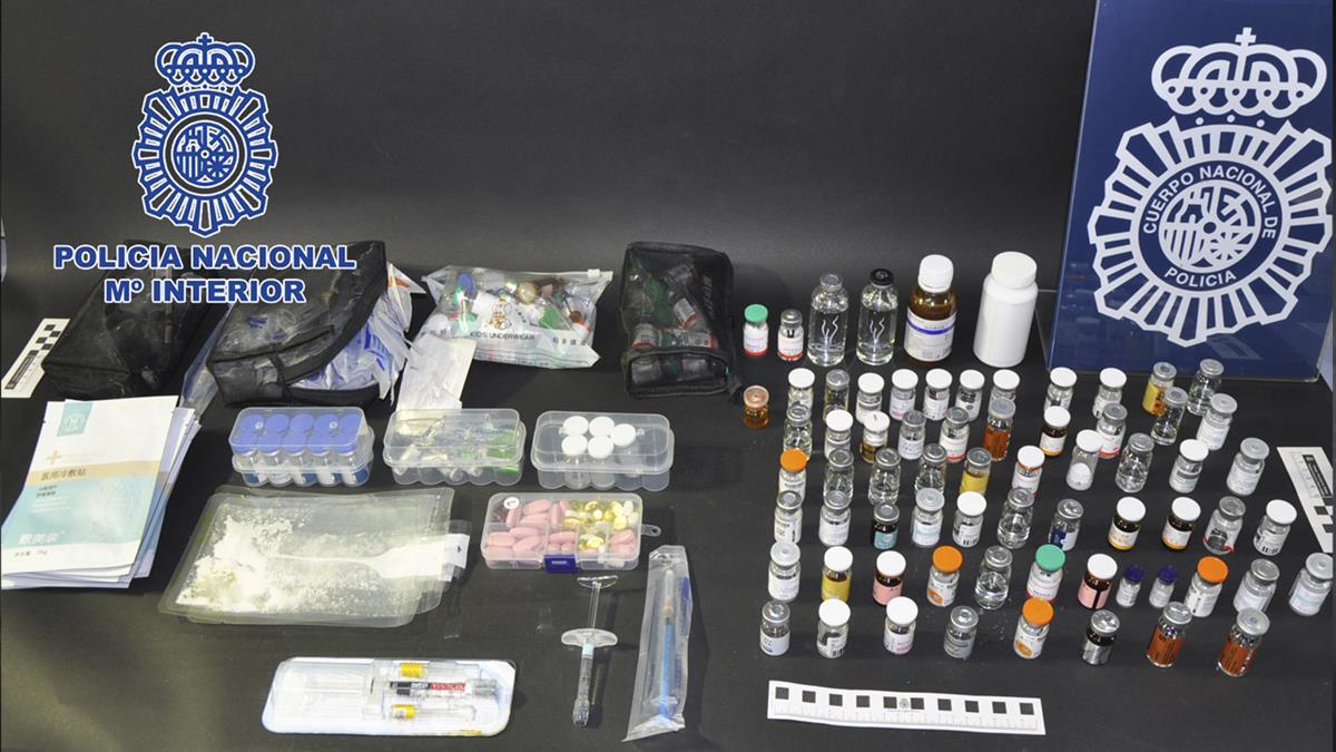 La Policía Nacional detiene a cuatro personas por malas prácticas en la Capital