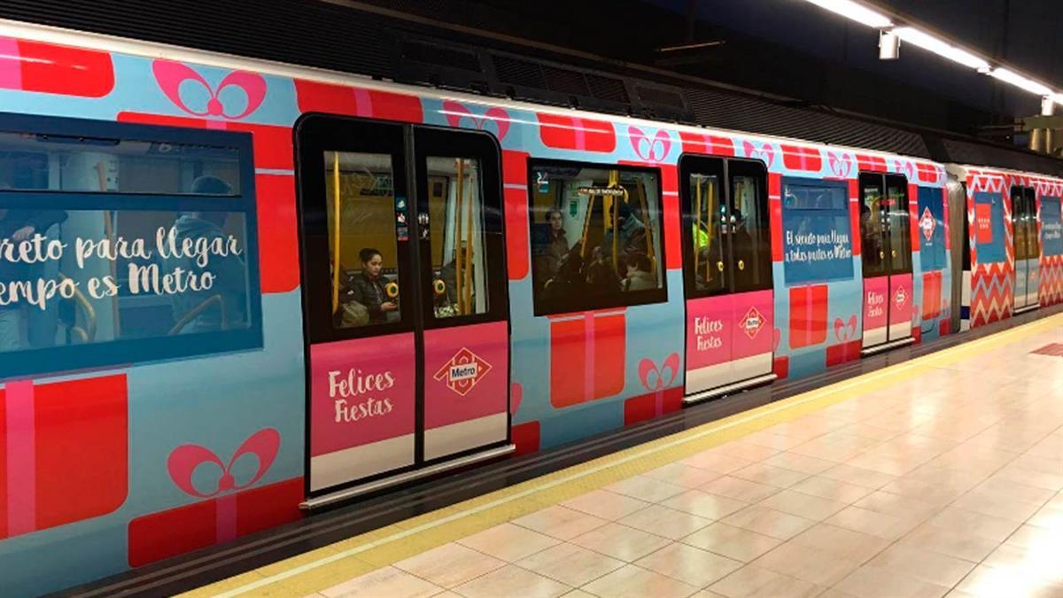 El convoy estará circulando hasta el próximo 5 de enero por la línea 6 del suburbano madrileño