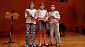 Carla, Manuela y Ana Blasco Caprile son tres hermanas y prodigiosas del piano y violín