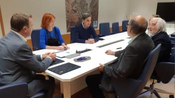 El Ayuntamiento renueva el convenio con esta Asociación de Tres Cantos (AMI-3)