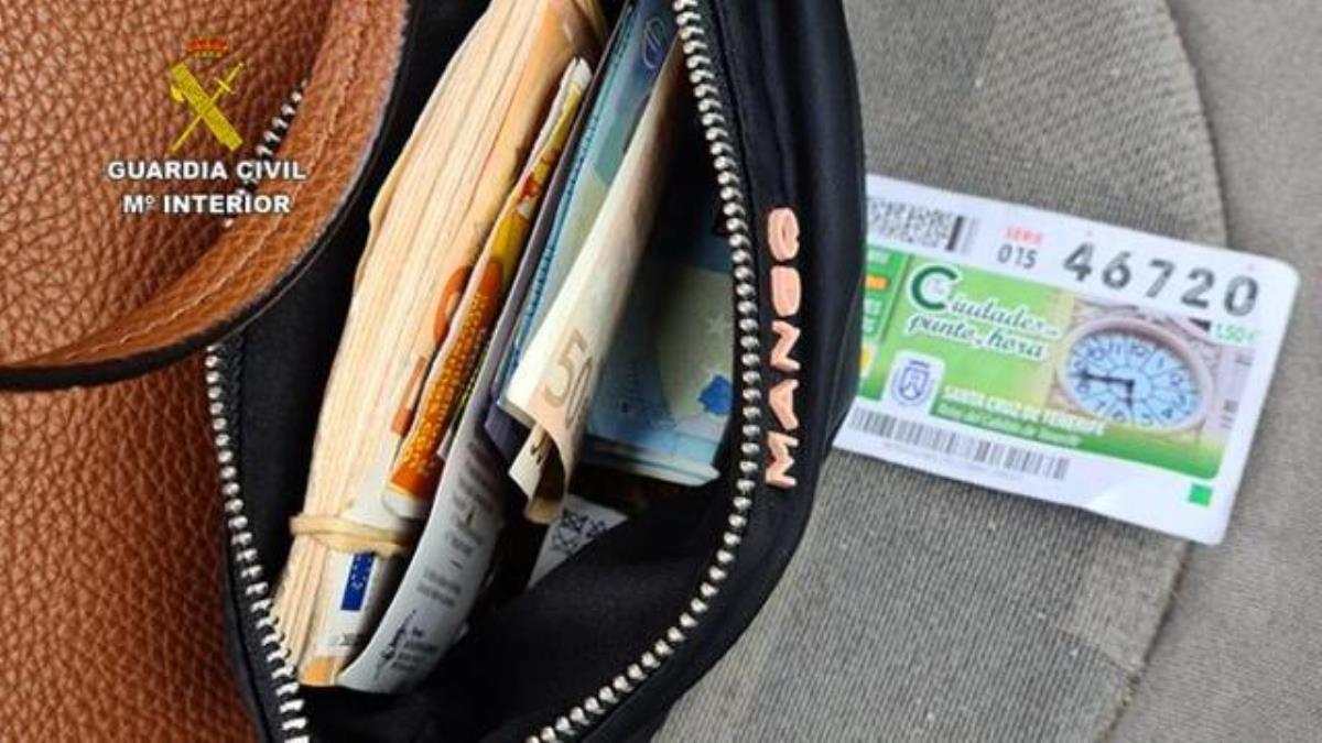 Tras ganarse la confianza de la víctima colocaban un gps para tenerla controlada después del engaño