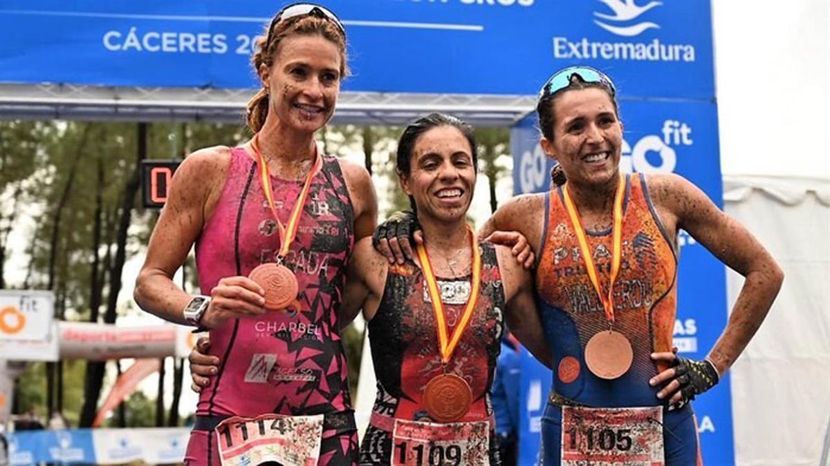 En las modalidades de Triatlón Cros, Duatlón Cros y Acuatlón
