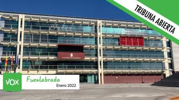 Ni los insultos nos callan, ni el espumillón navideño nos tapa 