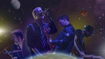 El concierto ofrece casi dos horas de música en vivo