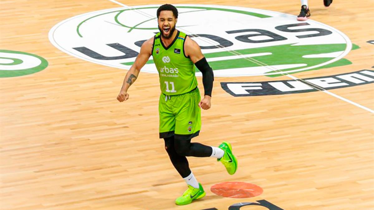 El Urbas consiguió la victoria por 84 a 82 con una espléndida actuación de Trimble