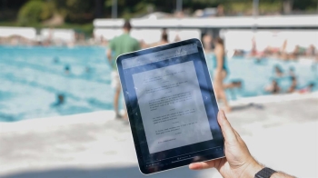 El servicio permite la descarga de once títulos en formato digital