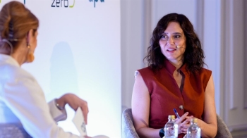 Ayuso advierte al cuerpo diplomático de que otorgar nacionalidades de forma indebida sería fraude
