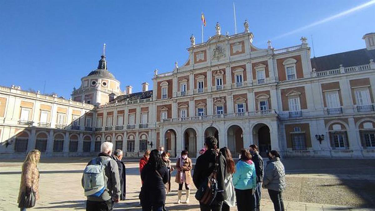 Un total de 47 guías turísticos han llegado a Aranjuez