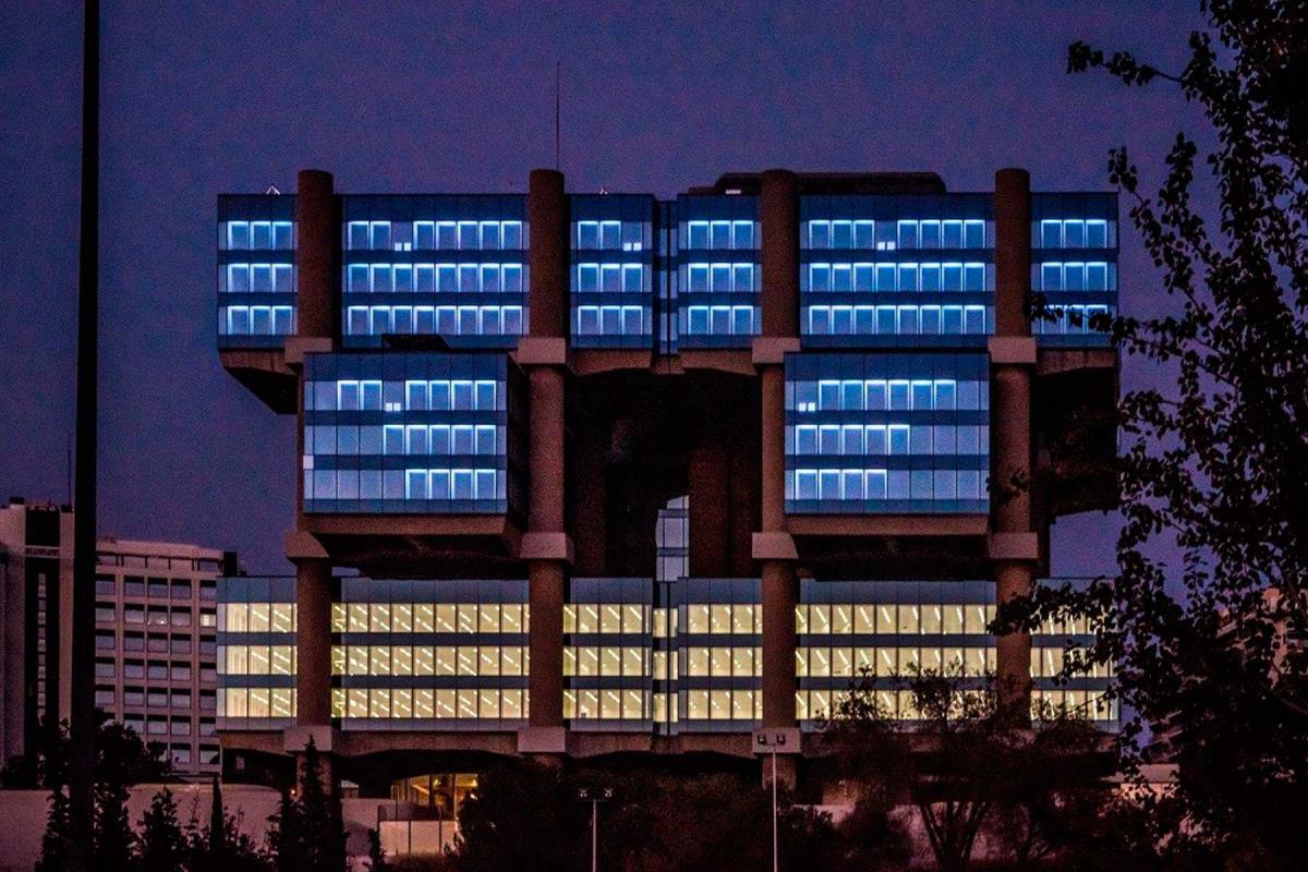 Su singular fachada ha formado parte, desde el 11 de septiembre, del proyecto artístico 'Renacimiento'