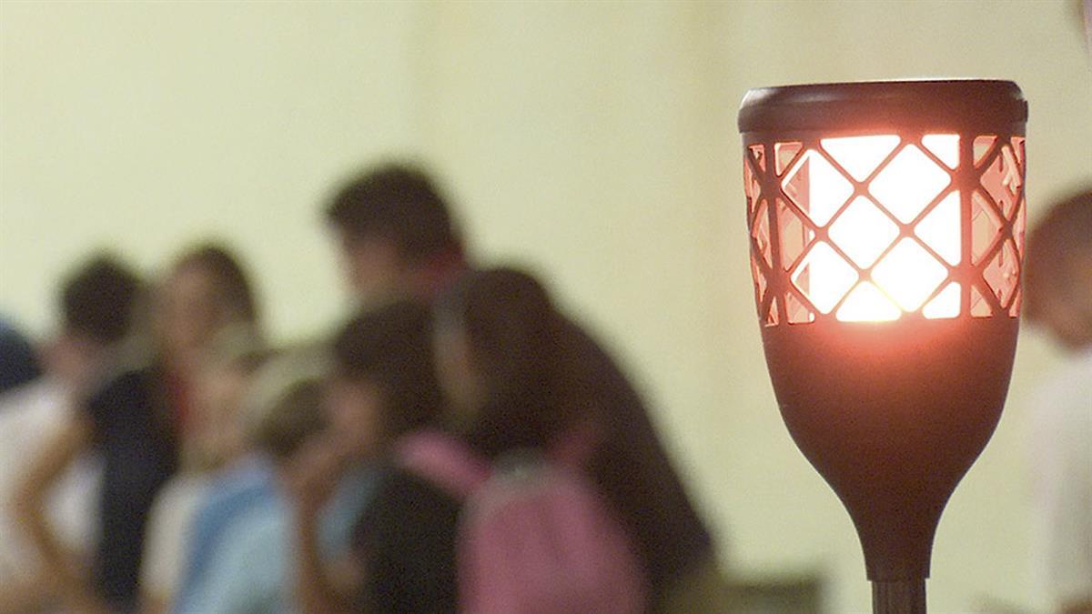 Noche de emociones fuertes durante el encierro nocturno 
