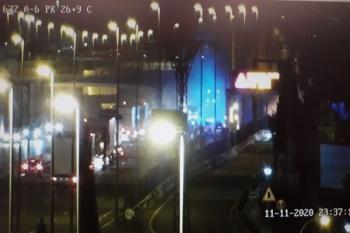 Lee toda la noticia 'Un camión de 25 toneladas de mercancía arde en la A-6 a la altura de Las Matas'