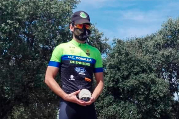 Felipe Sanchi se subió a lo más alto del podio en la categoría de máster 40