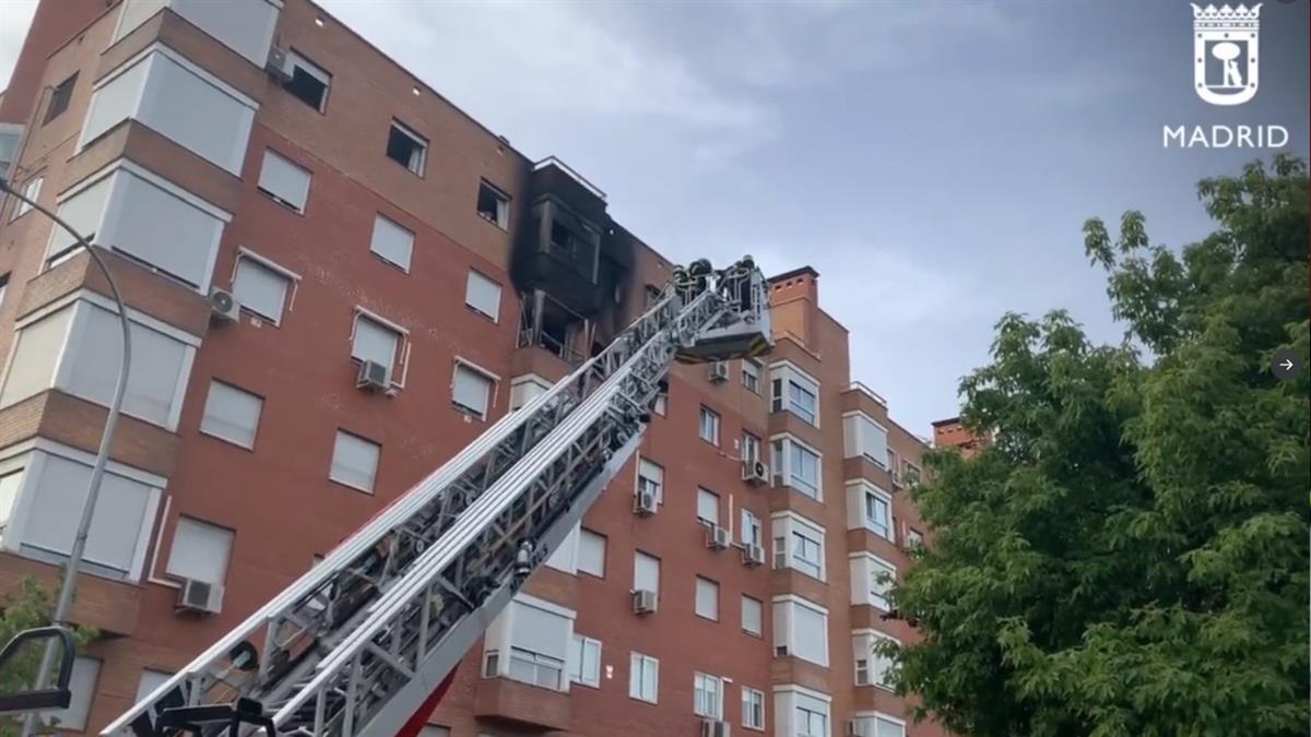 El fuego se originó en el interior de la vivienda en la calle Alianza y el SAMUR ya no pudo hacer nada a su llegada 
