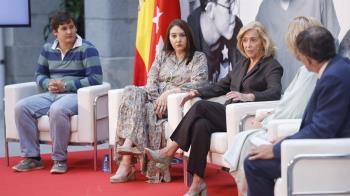 La Comunidad de Madrid inicia un plan para incrementar el número de familias acogedoras