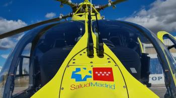 El objeto le cayó en la cabeza