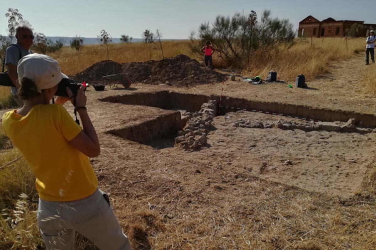 Los romanos se asentaron primero en el cerro de San Juan del Viso para trasladarse, posteriormente, a nuestra ciudad