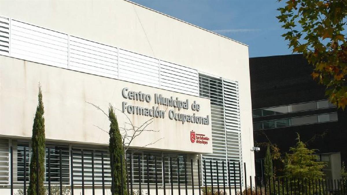 Hasta el 12 de marzo podrás apuntarte a alguna de sus titulaciones oficiales