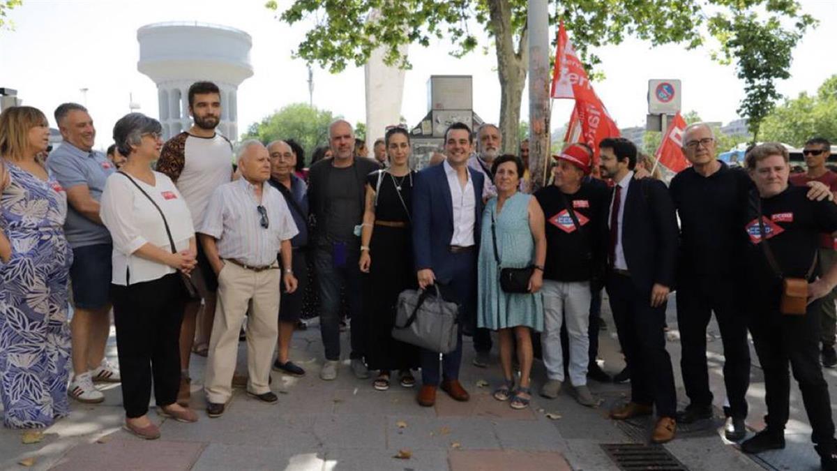 El diputado Agustín Moreno ha insistido en la necesidad de actuar especialmente en los colegios para eliminar todo riesgo para la salud pública del profesorado y alumnado