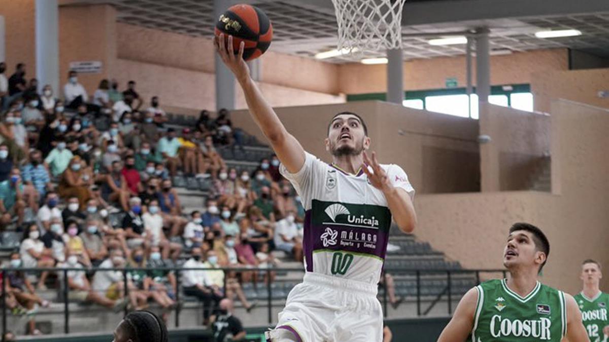 Édgar Vicedo ha firmado por cinco semanas de duración